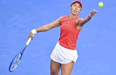 Cea mai bogată jucătoare de tenis și-a dus adversarele cu avionul privat la Indian Wells