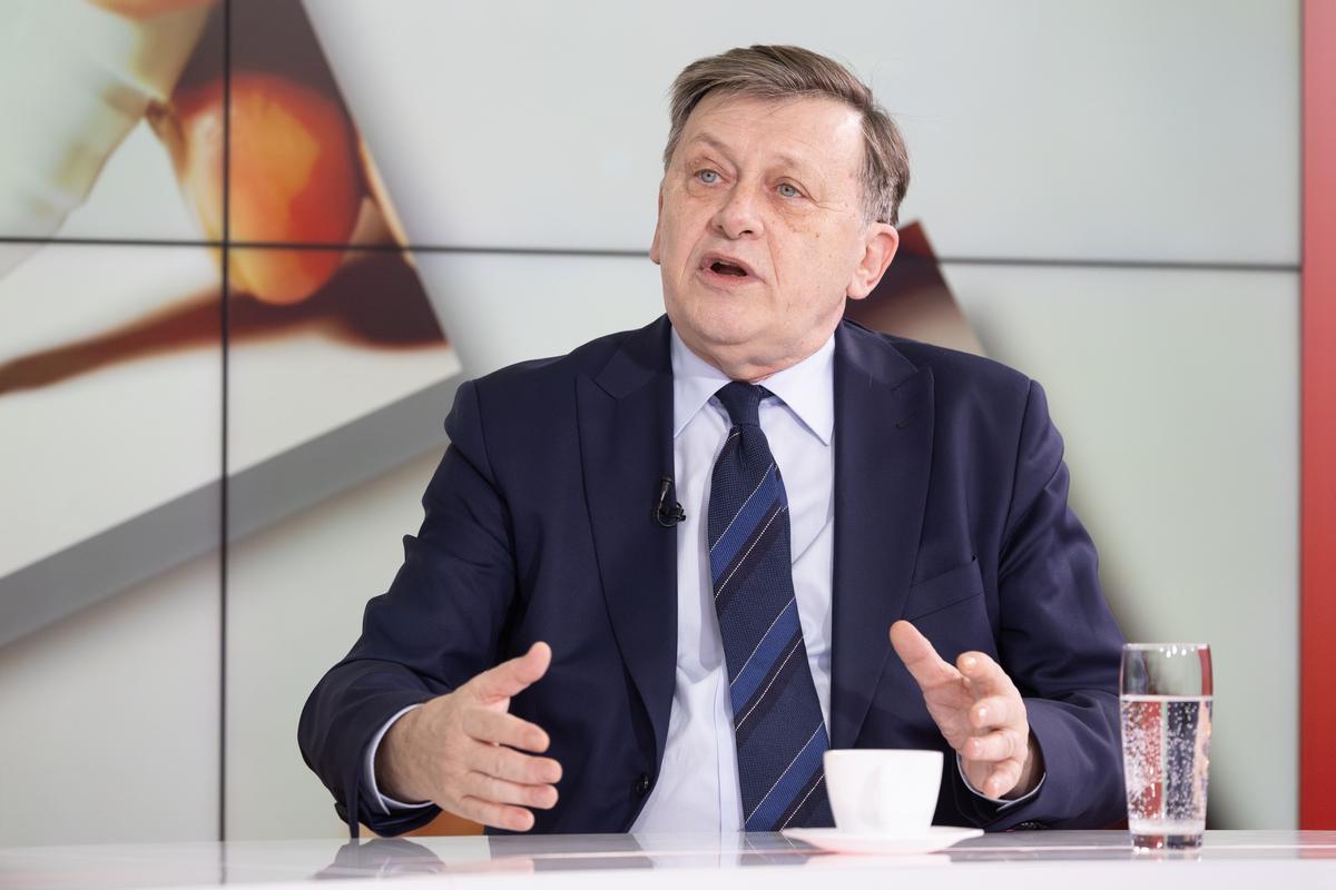 Crin Antonescu, la „Prietenii lui Ovidiu”