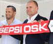 Cornel Șfaițer (dreapta), manager Sepsi OSK