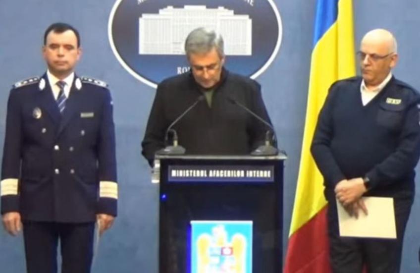 Marcel Vela, Bogdan Despescu și Raed Arafat la sediul M.A.I.