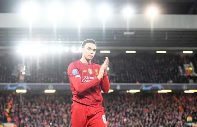 Manchester City și Liverpool s-au duelat iar! Trent Alexander-Arnold l-a provocat pe un jucător profesionist de FIFA 20 din echipa lui City