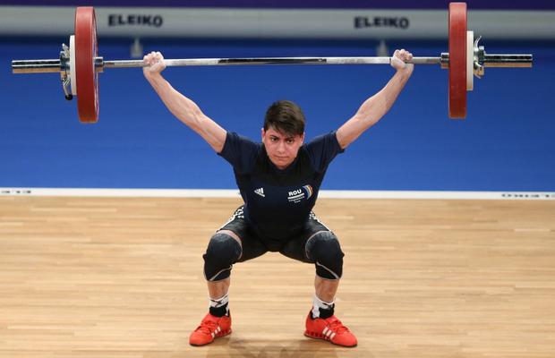 Şase medalii pentru delegaţia României în prima zi a Campionatelor Europene de haltere de la Moscova