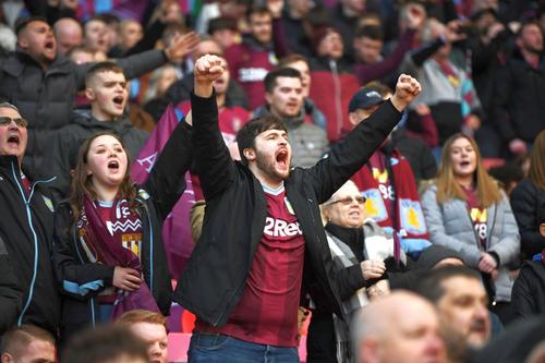Suporterii au asistat din tribune la finala Cupei Ligii din sezonul 2019/2020 // foto: Guliver/gettyimages