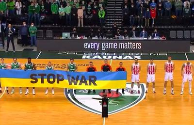 Iureș la un meci din Euroligă! Acuzați că au refuzat să protesteze împotriva războiului, baschetbaliștii Stelei Roșii Belgrad se apără: „Așa ni s-a transmis”