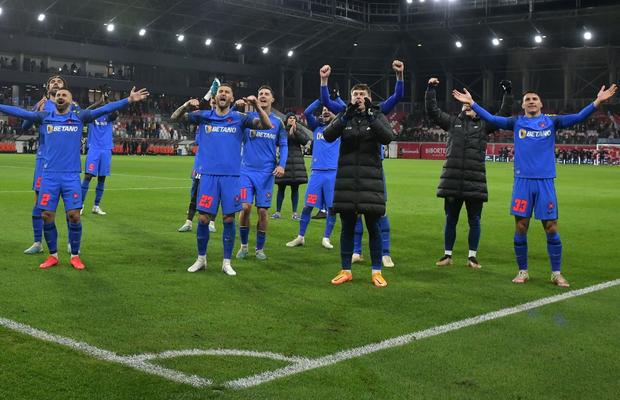 Mihai Stoica ridică în slăvi 3 jucători după victoria cu Sepsi: „O să schimbe numele stadionului! Formidabilă evoluția”