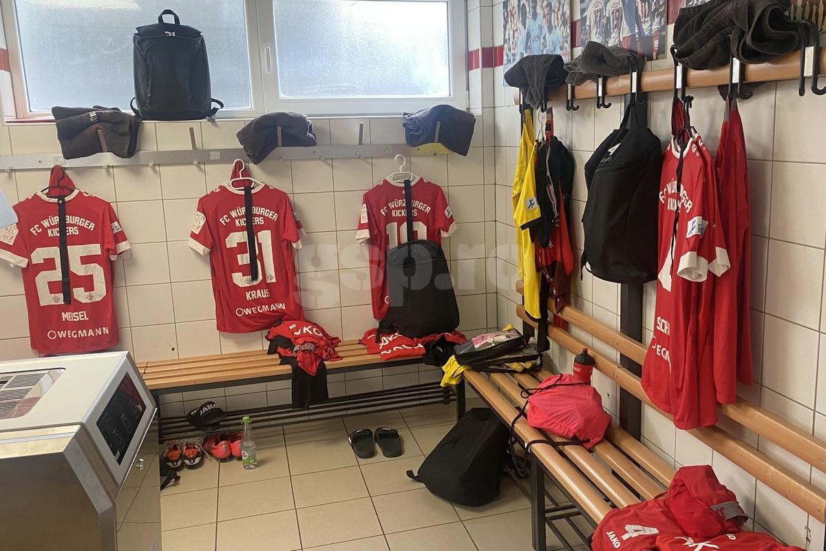 Edi Iordănescu dărâmă vestiarele, schimbă complet gazonul și aduce aparatură „de luptă” din țară! GSP a mers la baza de pregătire a României din Würzburg