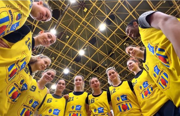 Cum au promovat baschetbalistele din Arad meciul care le poate duce în finală » Aproape de o mare surpriză