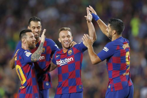 Arthur Melo (28 de ani), mijlocașul celor de la Girona, a fost jefuit în timpul unei sesiuni de cumpărături care a avut loc în Barcelona.