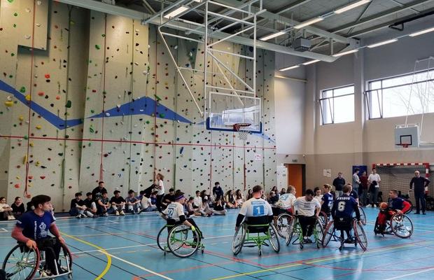Lecții de viață de la sportivii paralimpici din România: „Mi-era rușine să ies din casă în scaun, dar sportul m-a ajutat să mă reintegrez”