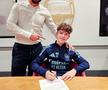 Românul Robert Asavetei a semnat cu Arsenal U13