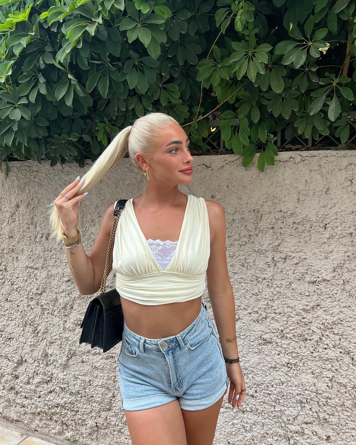 Esmee de Korte (influencer, model și antreprenoare)