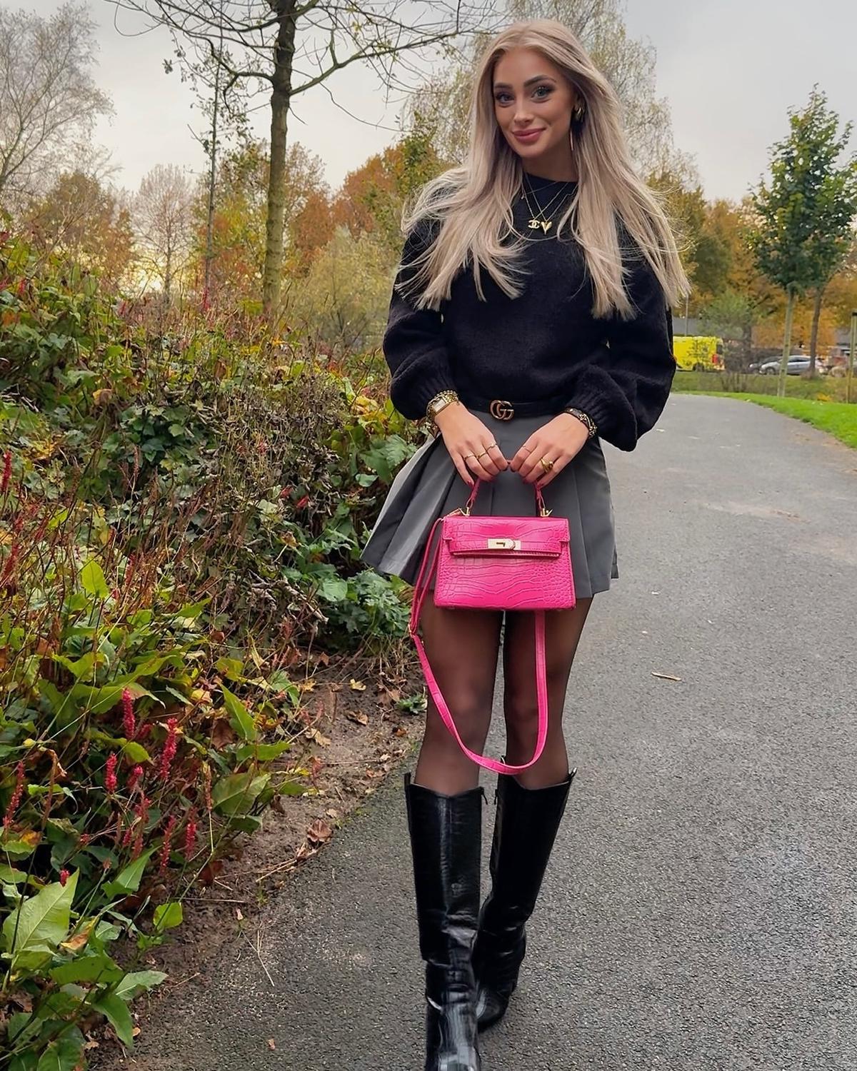 Esmee întoarce privirile în sala de fitness! Cine e blonda care a cucerit Olanda și a câștigat titlul de „Miss Intercontinental”