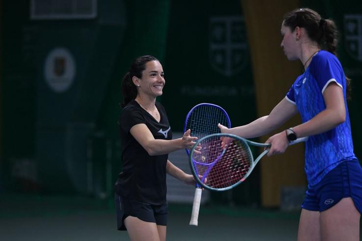 Miriam Bulgaru și Mara Gae - Antrenament echipa României de BJK Cup Foto: Cristi Preda