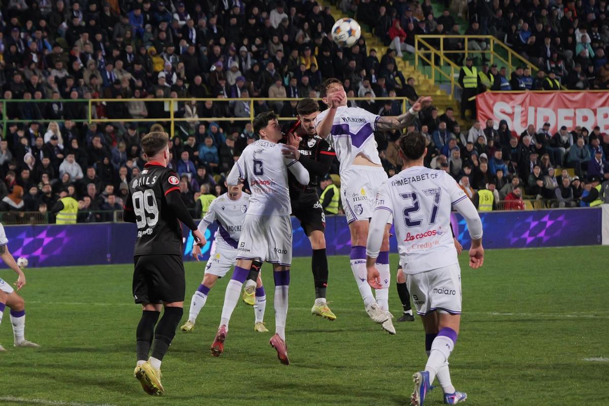 Titularizat în premieră în play-off, Alexandru Roșca dezvăluie: „Nu mai suportăm”