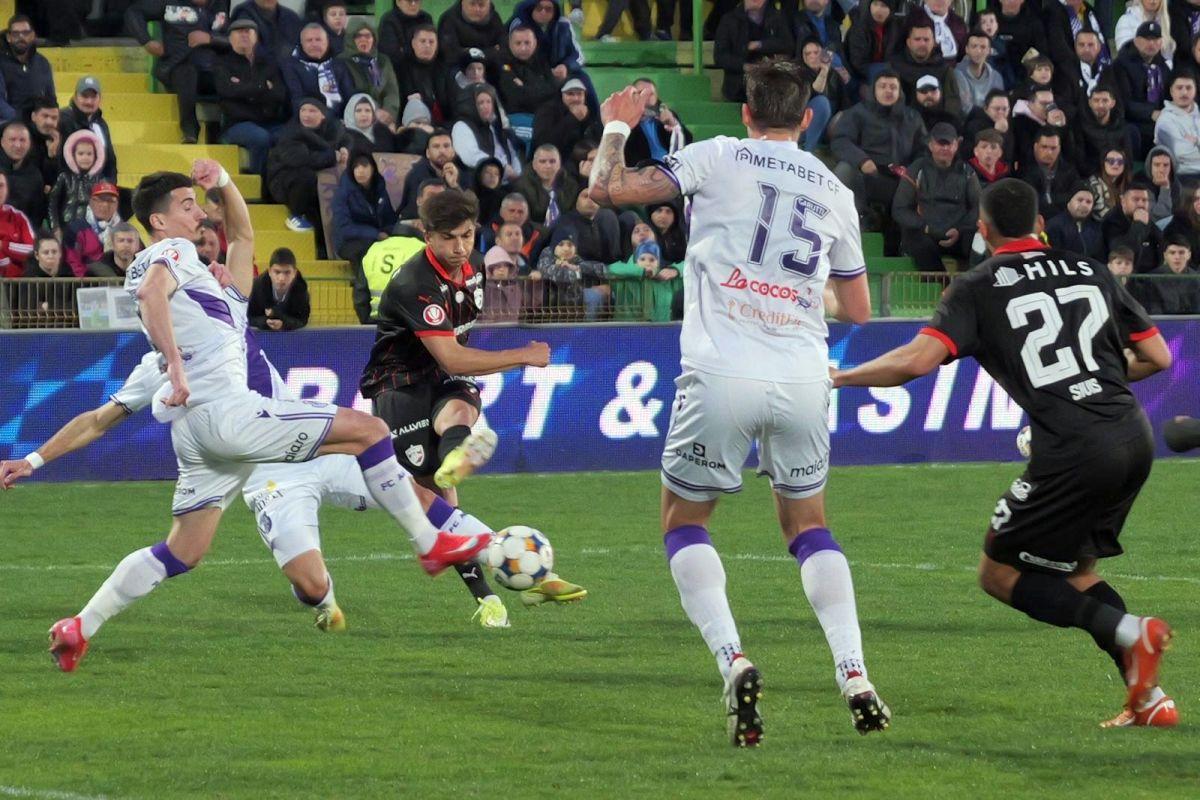 Dinamo obține primul punct în play-off, visul podiumului rămâne departe de Argeș! Noul clasament în lupta la titlu
