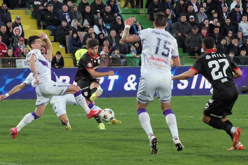Remiză între FC Argeș și Dinamo