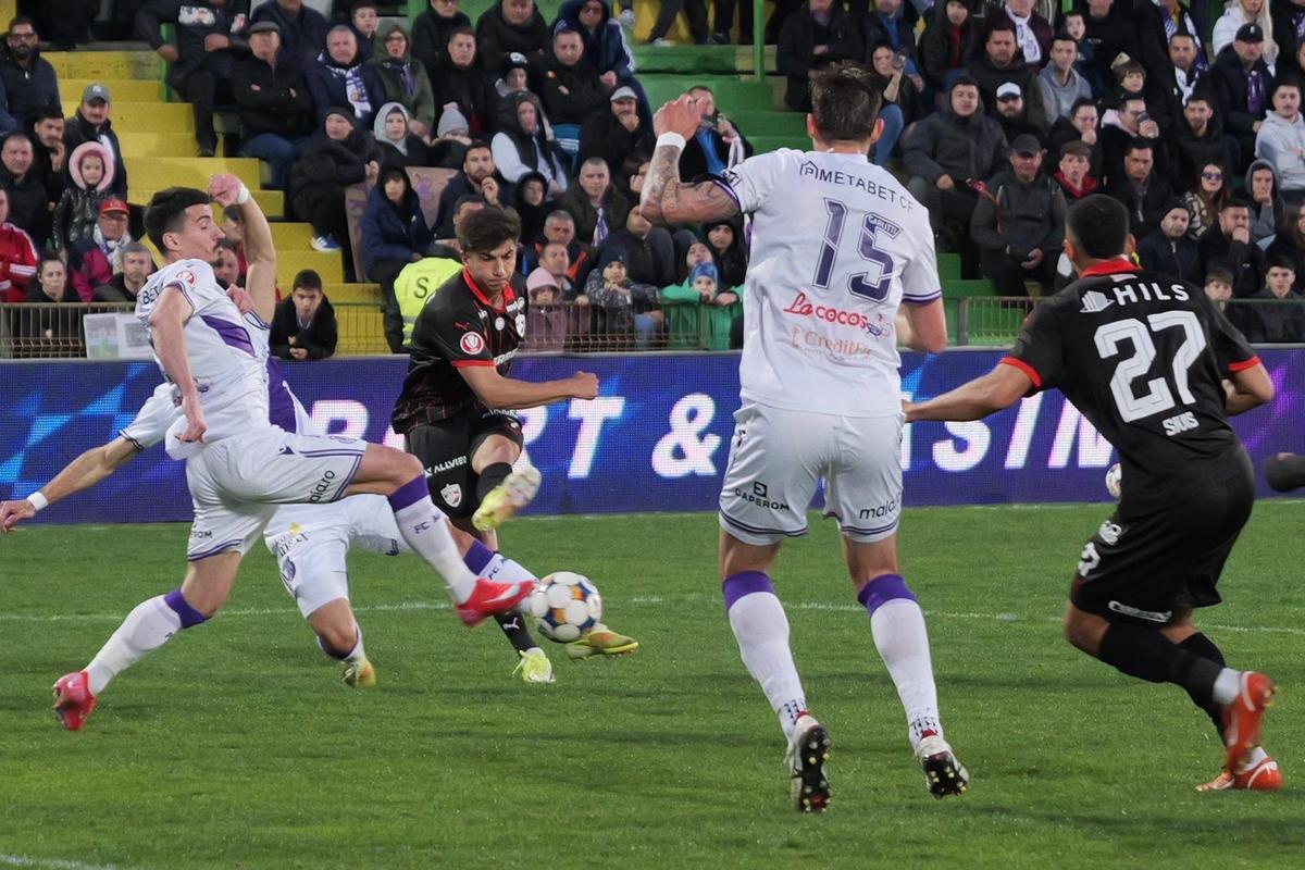 Titularizat în premieră în play-off, Alexandru Roșca dezvăluie: „Nu mai suportăm”