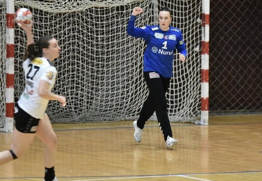 Agathe Quiniou a contribuit cu 8 intervenții la victoria echipei din Vâlcea SCM Rm. Vâlcea, victorie esențială în „Liga Florilor” » Două mari favorite au evitat surprizele pe final
