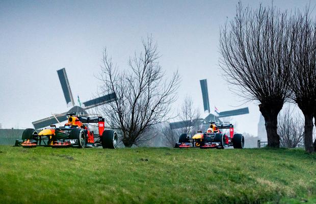 VIDEO. Cursă unică de Formula 1, pe străzile din Haga, în portul Rotterdam, dar și într-o seră cu lalele