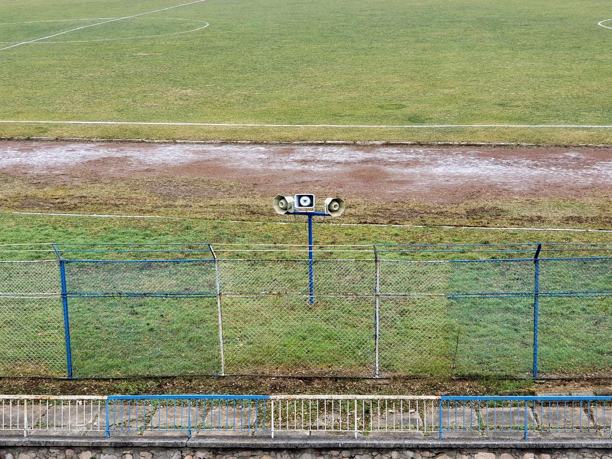 Un stadion emblematic din România a ajuns în paragină! Proiect pentru o arenă nouă + fanii strâng bani pentru brandul legendar