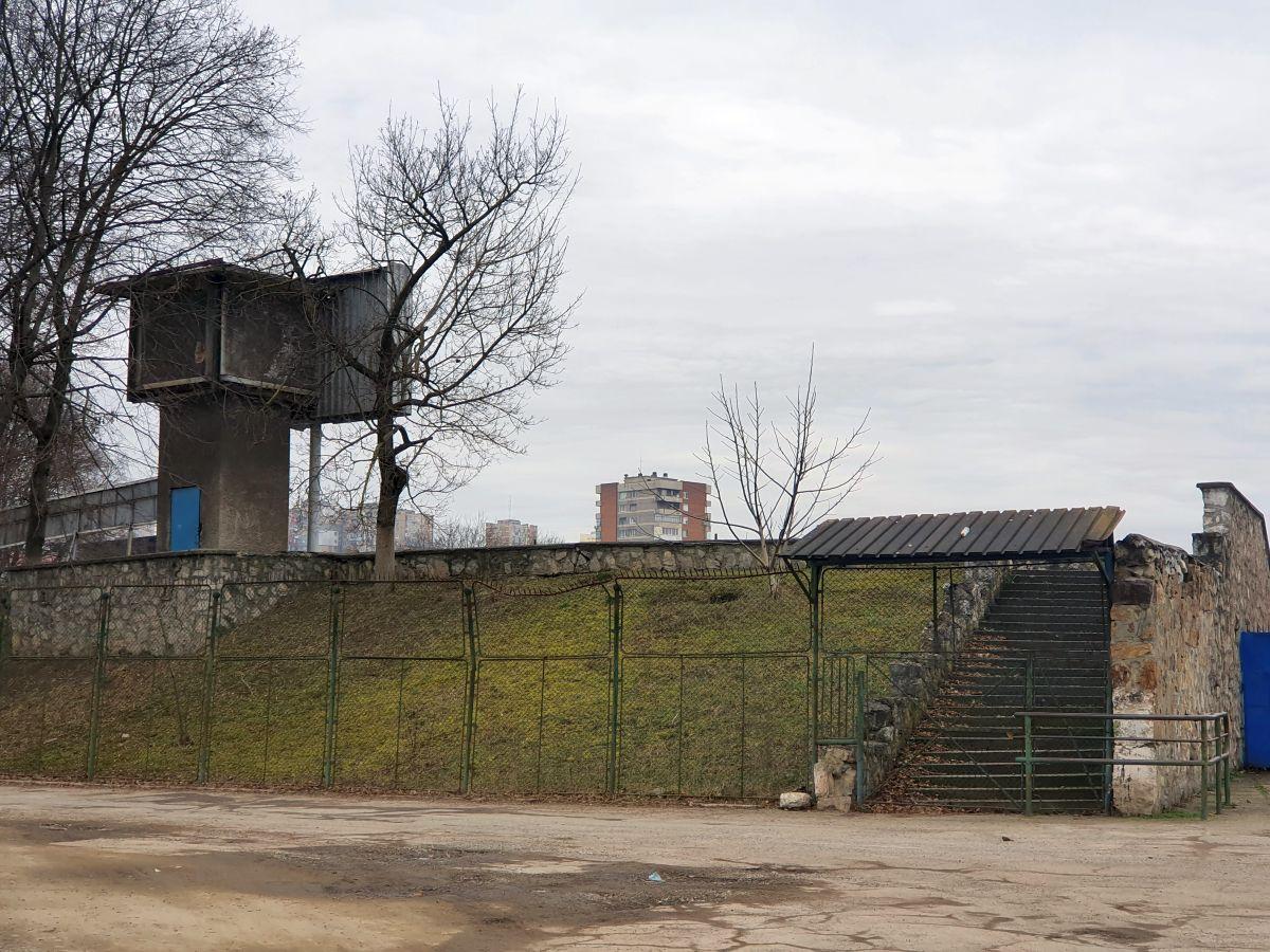 Un stadion emblematic din România a ajuns în paragină! Proiect pentru o arenă nouă + fanii strâng bani pentru brandul legendar