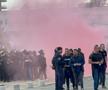 Clipe de panică în Ghencea: fotbalistul lui Oprița, inert pe gazon! Ambulanța, chemată de urgență: fotbalistul a fost „faultat” și de medic