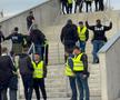 Clipe de panică în Ghencea: fotbalistul lui Oprița, inert pe gazon! Ambulanța, chemată de urgență: fotbalistul a fost „faultat” și de medic