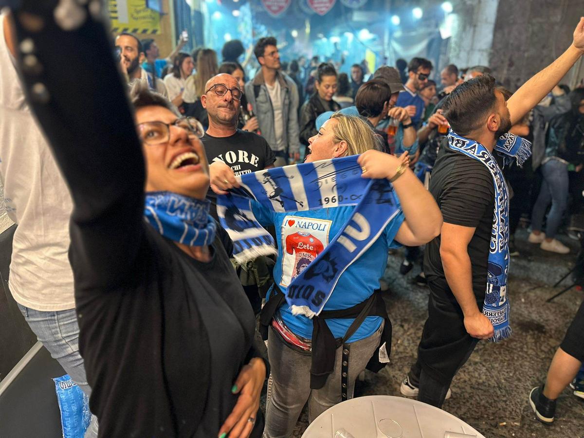 Ovidiu Ioanițoaia, după ce Napoli a devenit campioană în Serie A: „33 de ani de așteptare, 33 de ani de suferință! Marele regret e că Diego nu mai este în viață la acest moment”