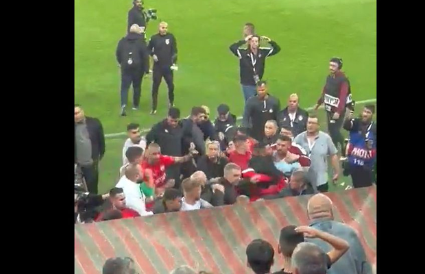 Scandal uriaș în Israel » Patru jucători suspendați fără judecată, inclusiv Păun! Hapoel protestează: „Am fost executați!”