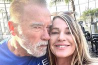 Nadia Comăneci l-a antrenat pe Arnold Schwarzenegger într-un parc: „10, ăsta e numărul meu favorit, știai?”