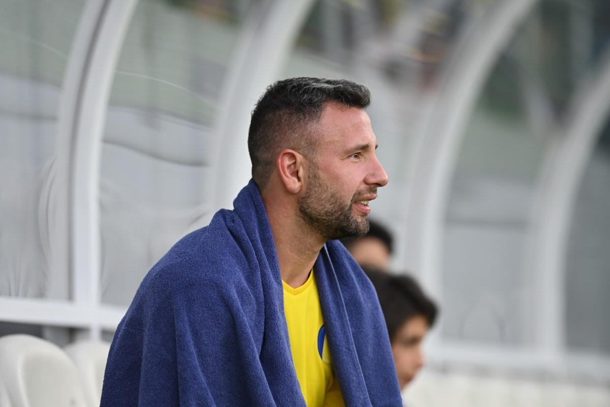 Nicolae Dică, fază serii în „Gala Mihai Neșu”: l-a ridiculizat pe Elias Charalambous » Reacția antrenorului FCSB