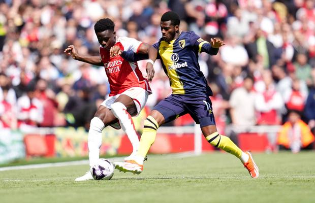 Arsenal câștigă fără emoții în fața lui Bournemouth și continuă lupta pentru titlul de campioană în Premier League