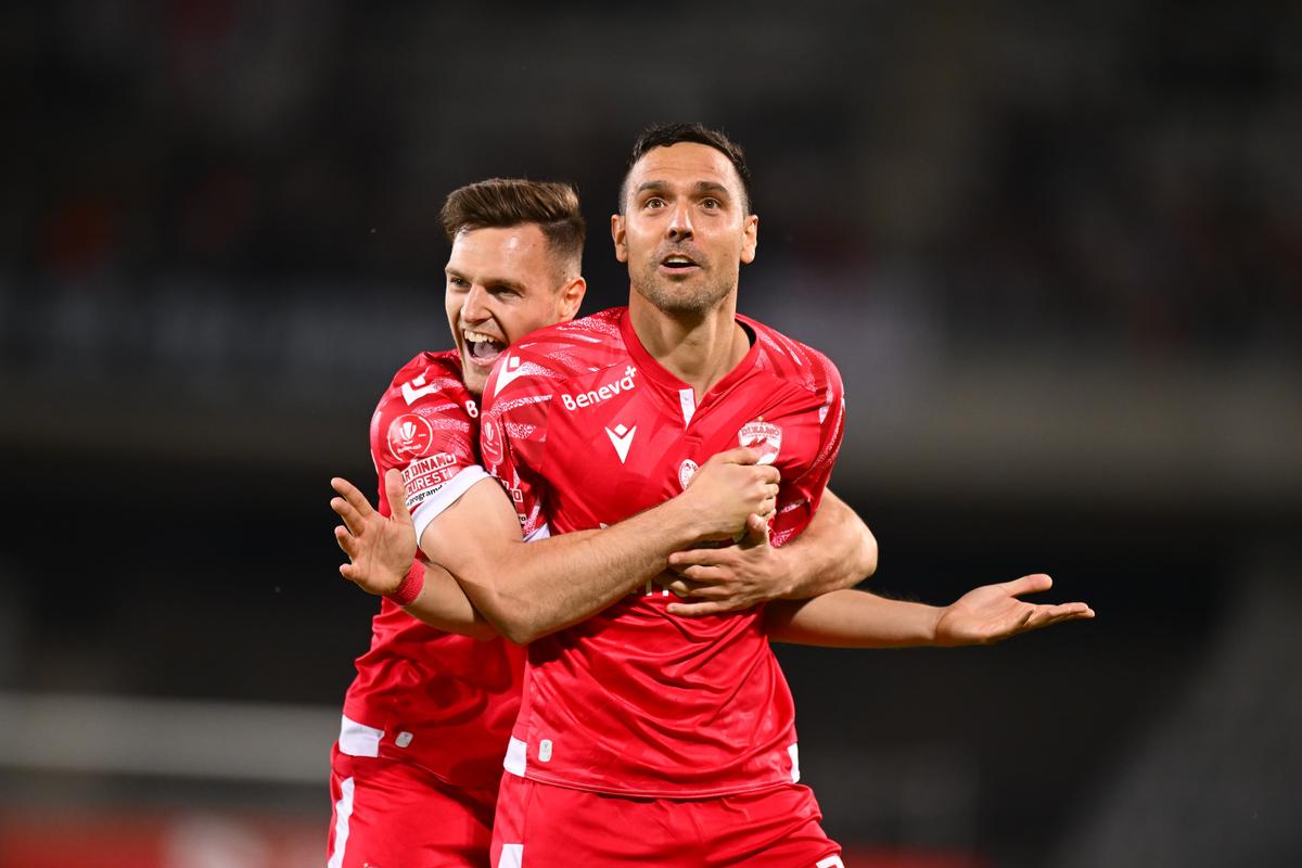 U Cluj - Dinamo 3-3 » „Câinii” au ratat victoria în prelungiri! Cum arată clasamentul