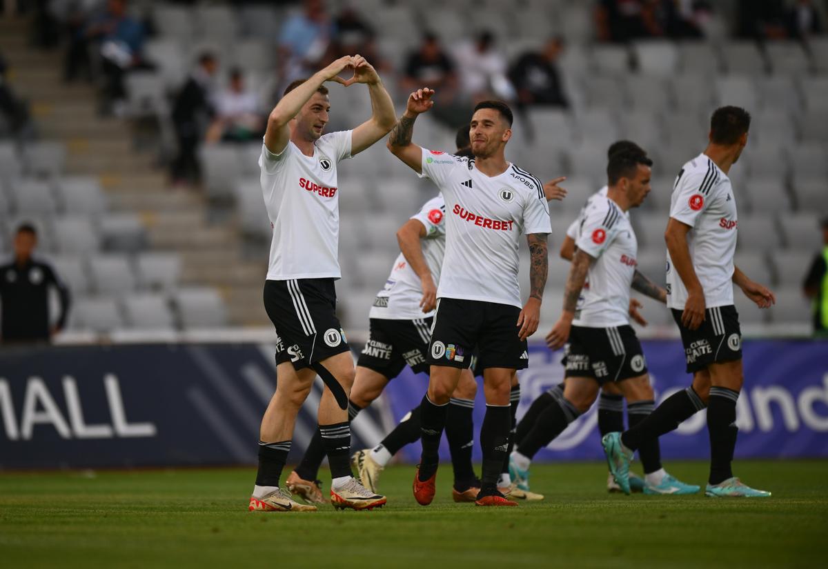 U Cluj - Dinamo