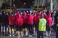 Fanii lui Dinamo s-au săturat! I-au băgat pe jucători în ședință după 3-3 cu U Cluj: „Cine mai rămâne dacă retrogradăm?”