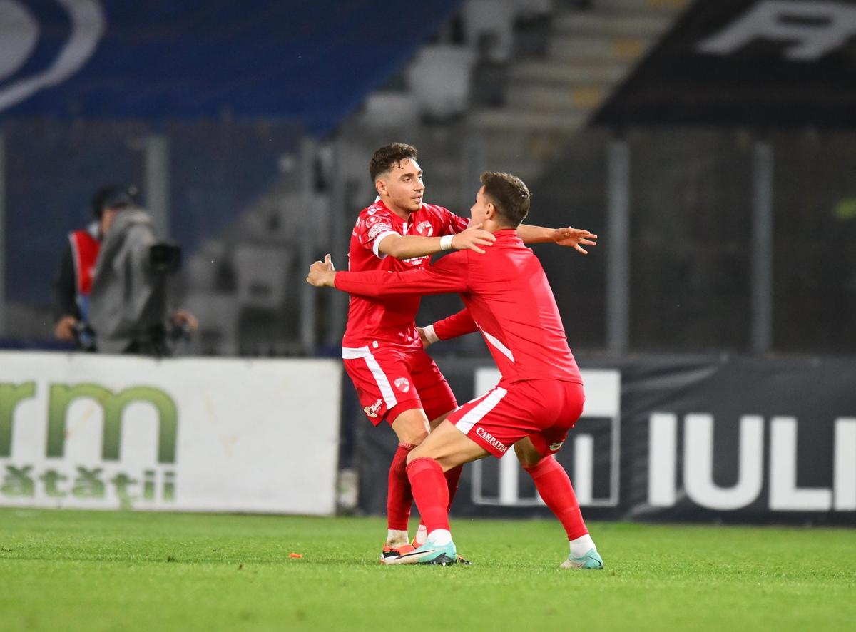 U Cluj - Dinamo 3-3 » „Câinii” au ratat victoria în prelungiri! Cum arată clasamentul
