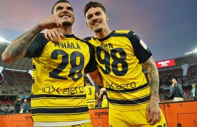 Detalii din culise: acordul la care au ajuns Dennis Man și Parma, după promovarea în Serie A