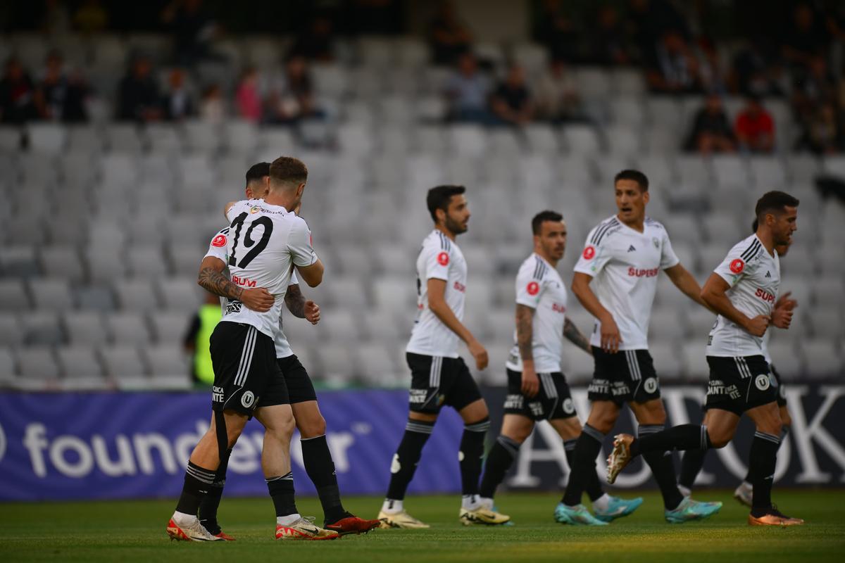 U Cluj - Dinamo