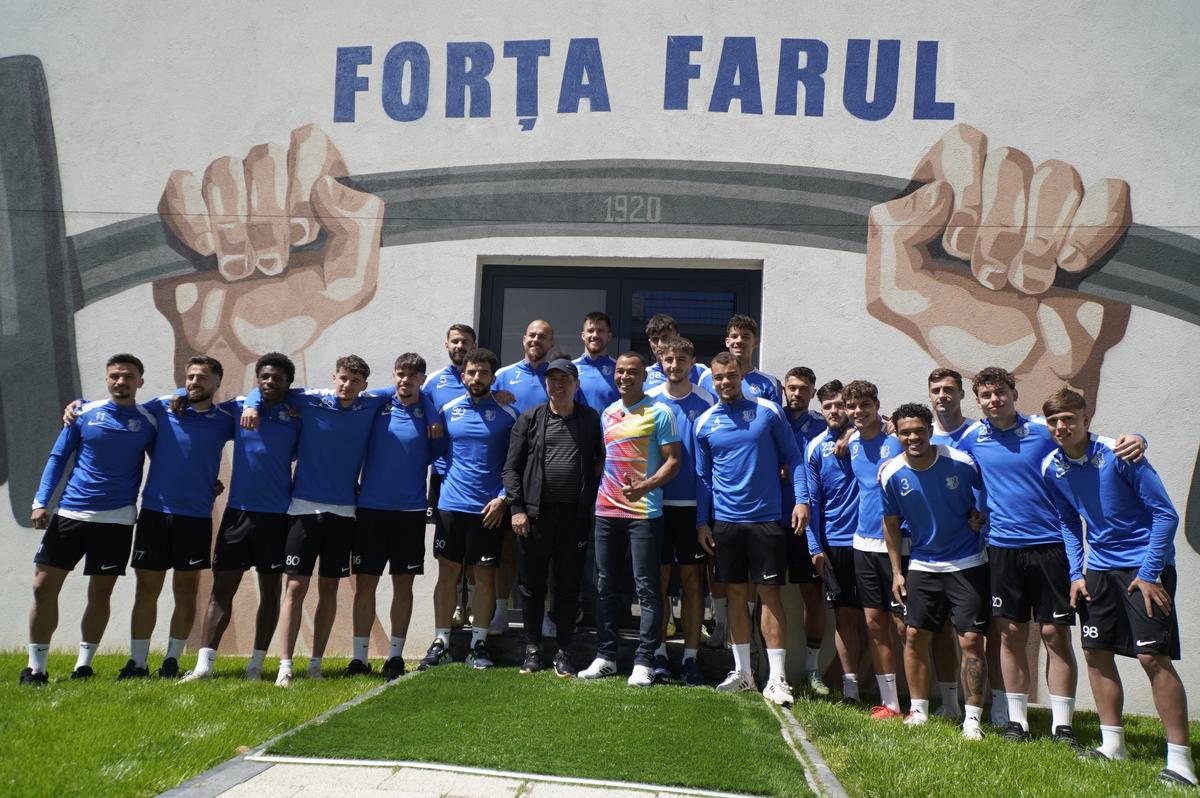 Cafu l-a vizitat pe Gică Hagi la Farul