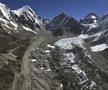 Nepalul schimbă regulile pentru expedițiile pe Everest » Cât trebuie să plătească străinii și o nouă condiție majoră: toate companiile o contestă