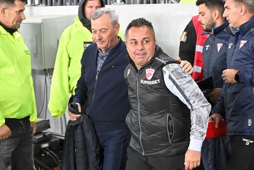 Mircea Rednic nu mai ține cont de preferințele lui Dinamo, când e vorba să riște totul pentru a o salva pe UTA