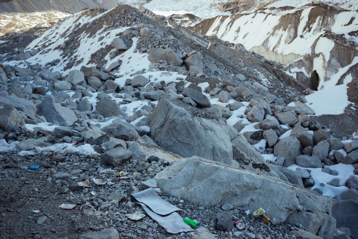 Nepalul schimbă regulile pentru expedițiile pe Everest » Cât trebuie să plătească străinii și o nouă condiție majoră: toate companiile o contestă