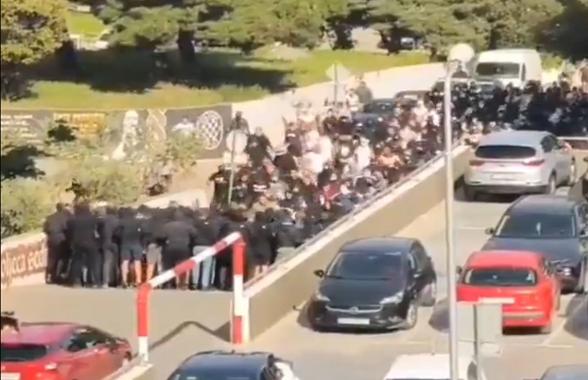 Bătaie în toată regula înainte de derby » 160 de suporteri au fost arestați, mai mulți polițiști răniți