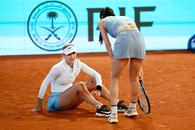 Sorana Cîrstea s-a dus direct la arbitrul de scaun, în timpul finalei de la Madrid: „E sânge, trebuie să oprești!”