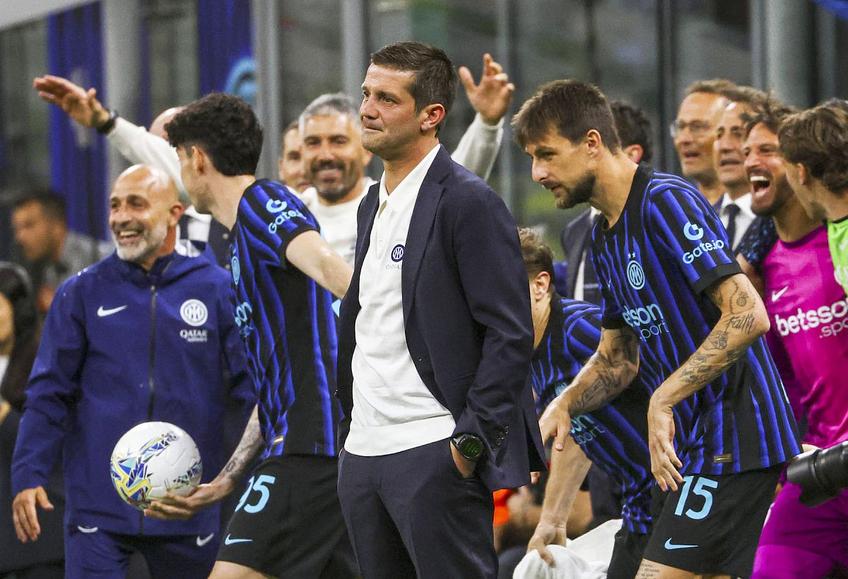 Cristi Chivu, după ce a luat titlul cu Inter, foto: Imago