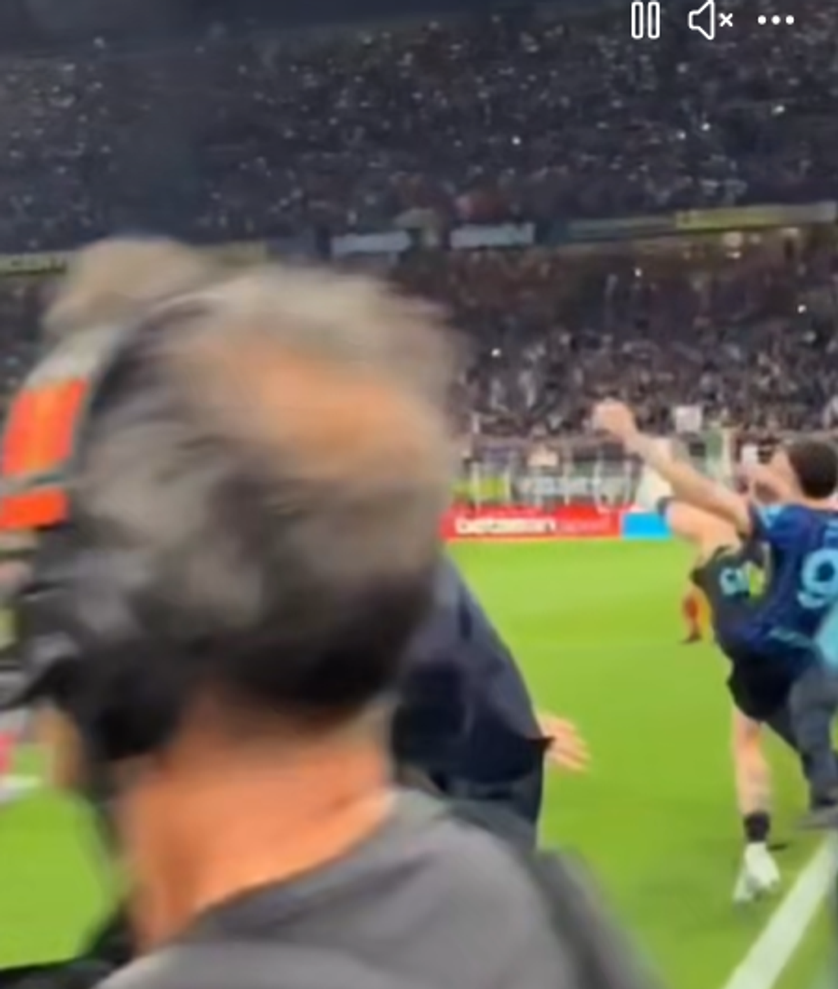 Coincidență superbă cu Il Luce! Cine a fost primul om pe care Cristi Chivu l-a luat în brațe după fluierul final