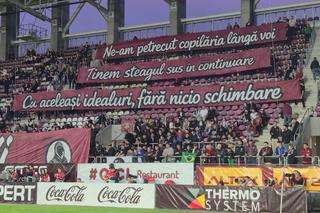 Rapidiștii au continuat războiul cu jucătorii și conducerea la derby-ul cu CFR Cluj: „Ole, ole, v-au ieșit biletele”