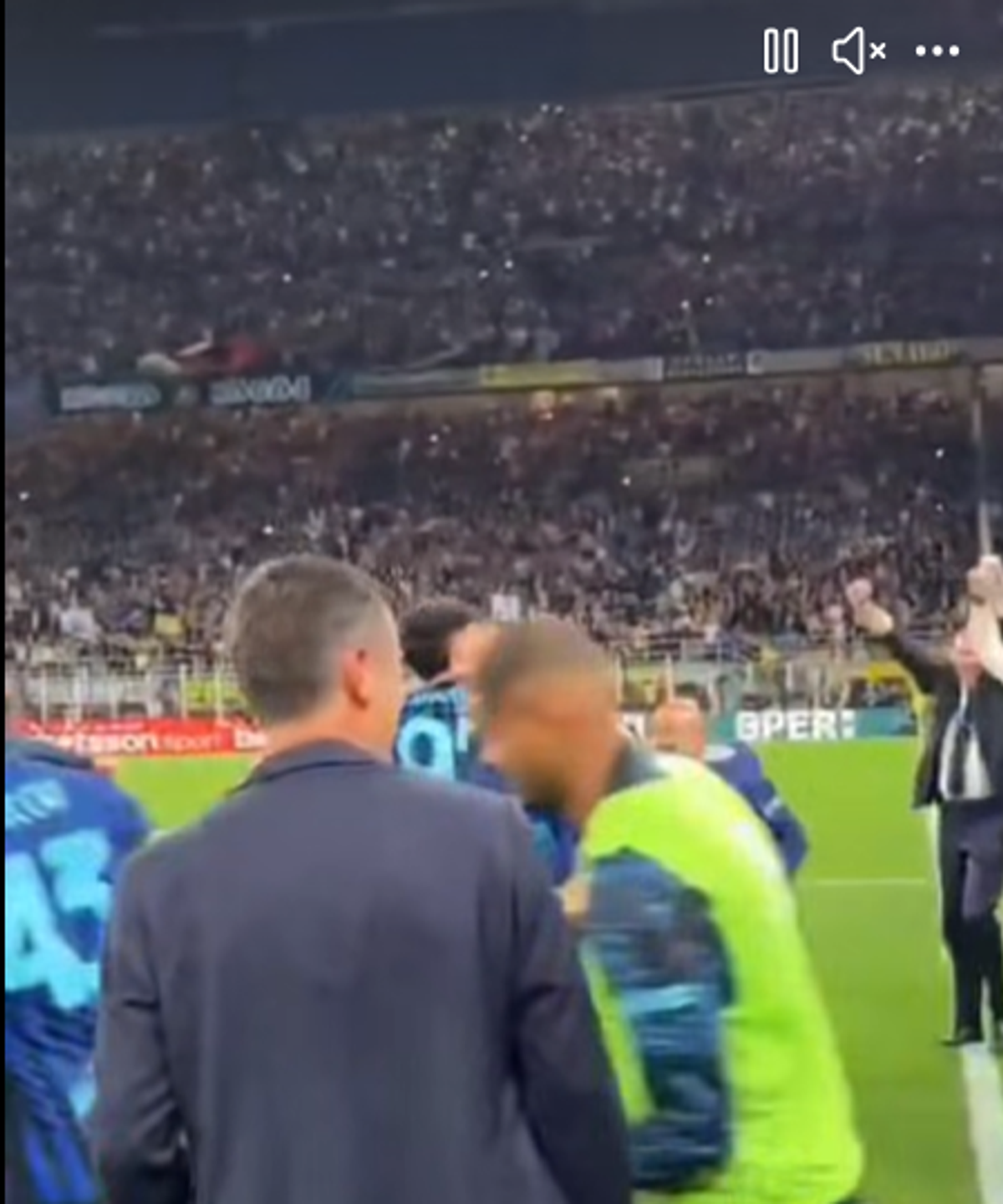 Coincidență superbă cu Il Luce! Cine a fost primul om pe care Cristi Chivu l-a luat în brațe după fluierul final