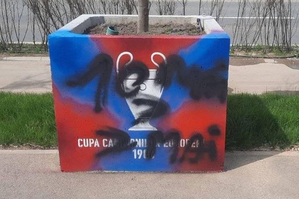 Înainte de aniversarea Stelei, dinamoviștii au vandalizat un mesaj din Ghencea: „10 mai > 7 mai”