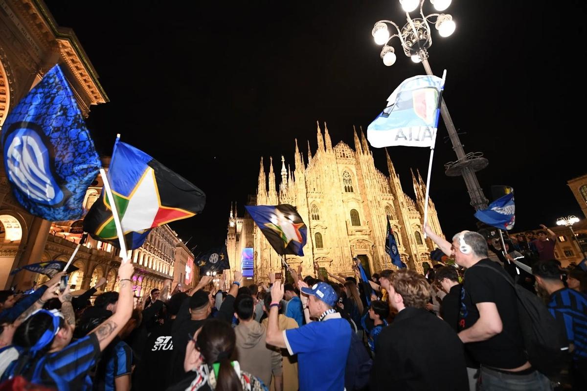 Milano, în sărbătoare! Inter și fanii au făcut noapte albă după câștigarea titlului